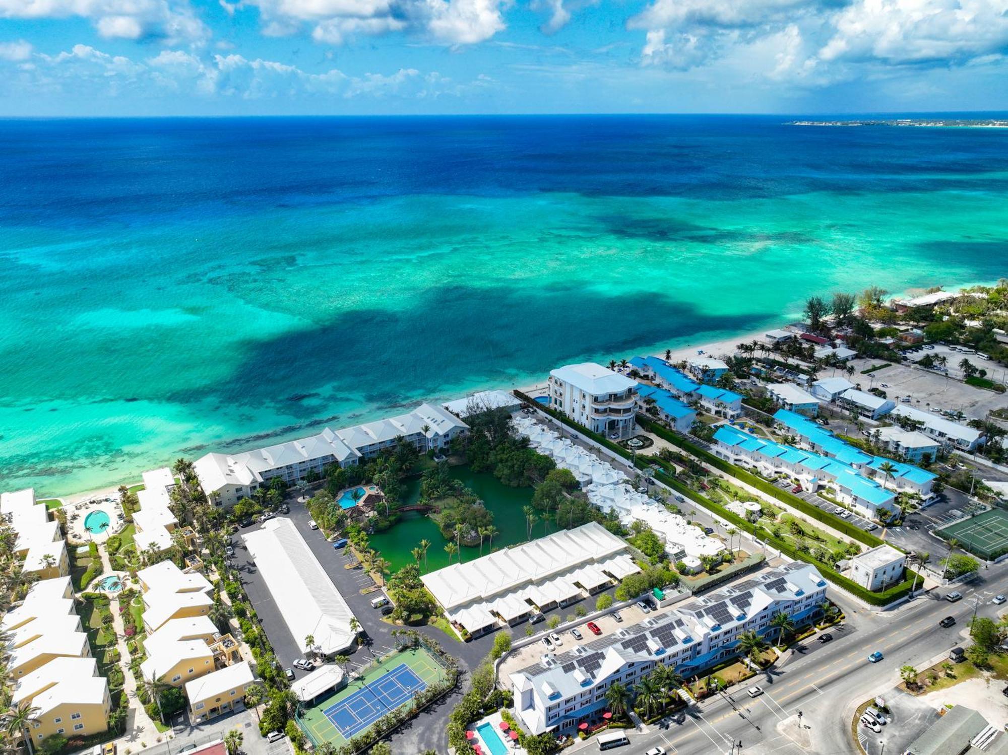 The Locale Hotel Grand Cayman Джорджтаун Экстерьер фото