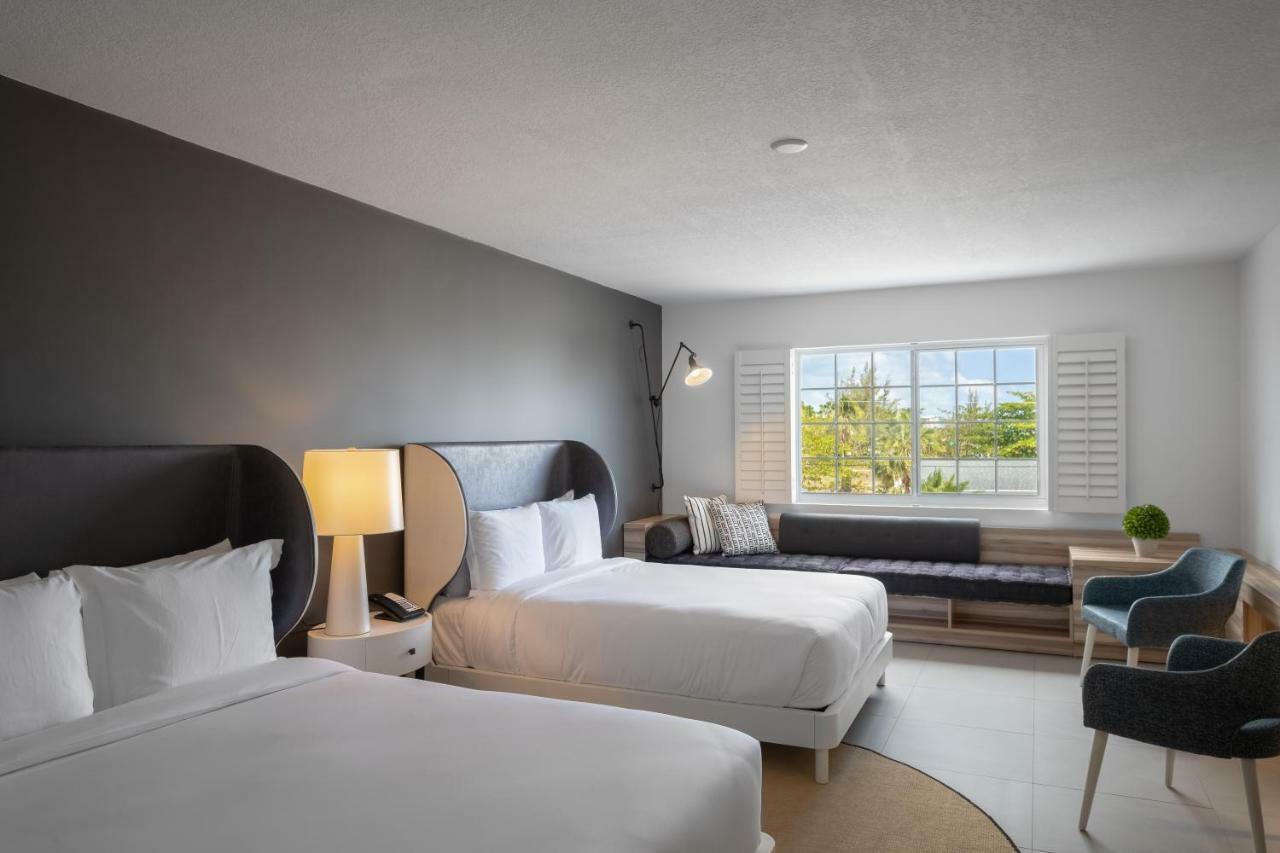 The Locale Hotel Grand Cayman Джорджтаун Экстерьер фото